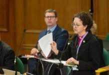 General Synod approves motion to strengthen safeguarding