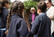 Archbishop Sarah pledges solidarity with the Jewish community during visit to Sternberg Centre for Judaism